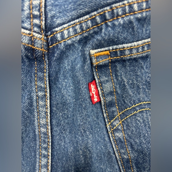 Levi's 501 Button Fly Cut Off Big E Medium Wash Denim Shorts Classic Size:w27 - Picture 6 of 9